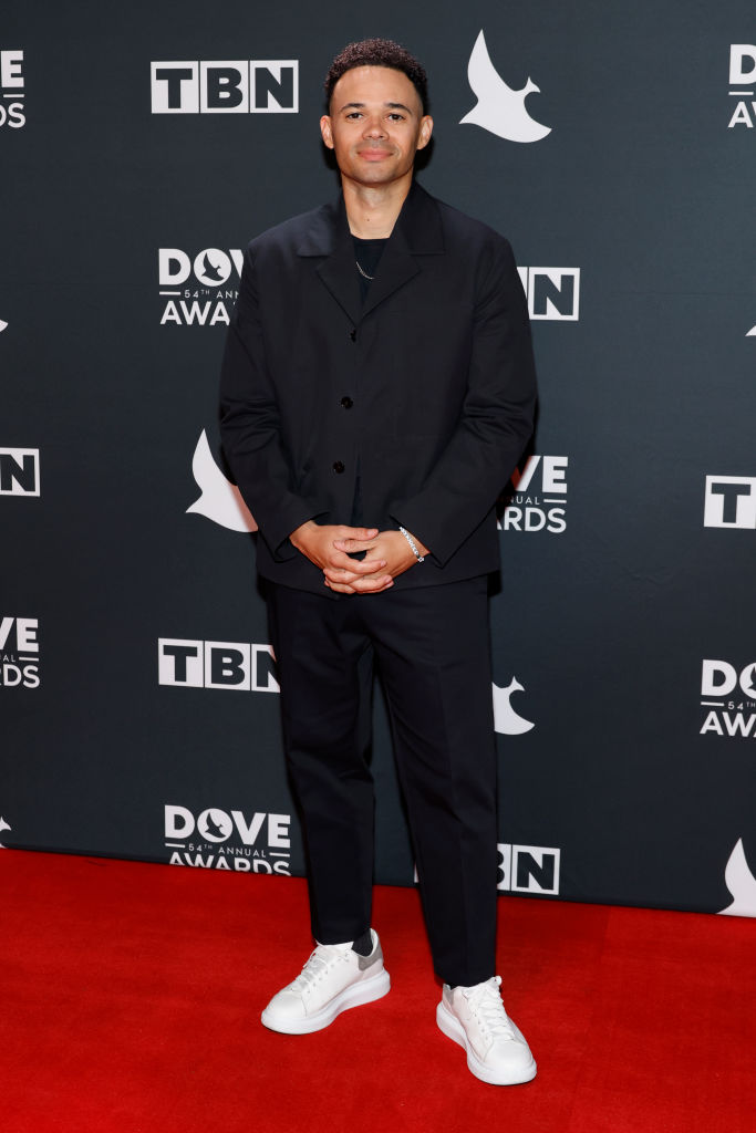 dove awards host tauren wells - 54th Annual GMA Dove Awards - Arrivals